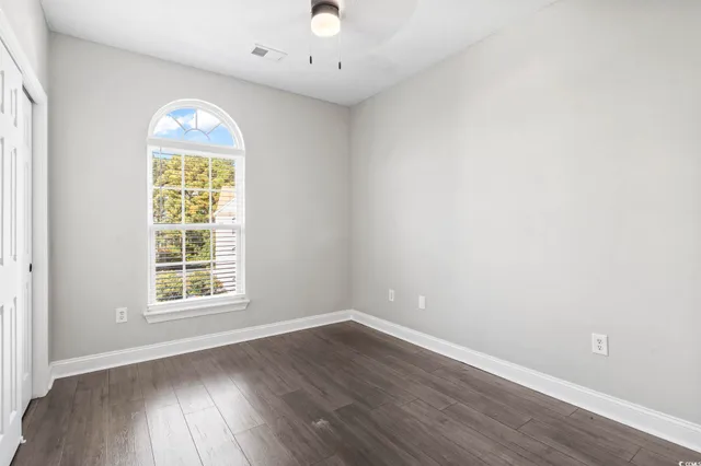 $195,000 | 100 Fountain Pointe Lane, Unit 301, Myrtle Beach, SC 29579