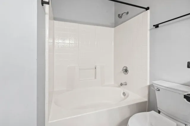 $195,000 | 100 Fountain Pointe Lane, Unit 301, Myrtle Beach, SC 29579