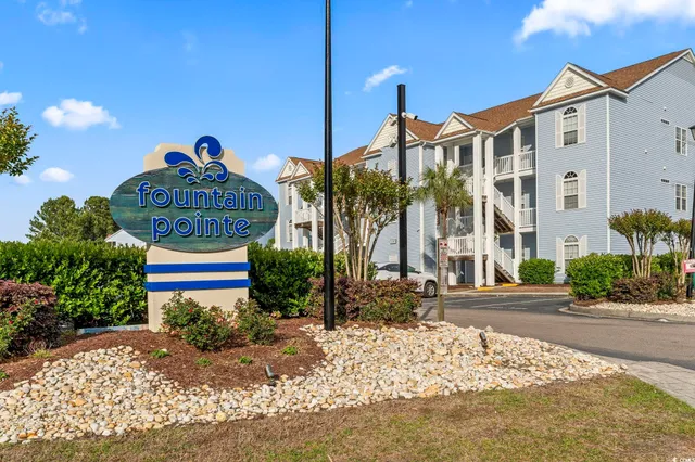 $195,000 | 100 Fountain Pointe Lane, Unit 301, Myrtle Beach, SC 29579