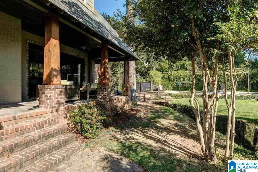1012 Irving Road Birmingham, AL 35209 - Photo 42 of 50