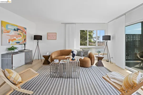 $598,000 | 802 North Delaware Street, Unit 202, San Mateo, CA 94401