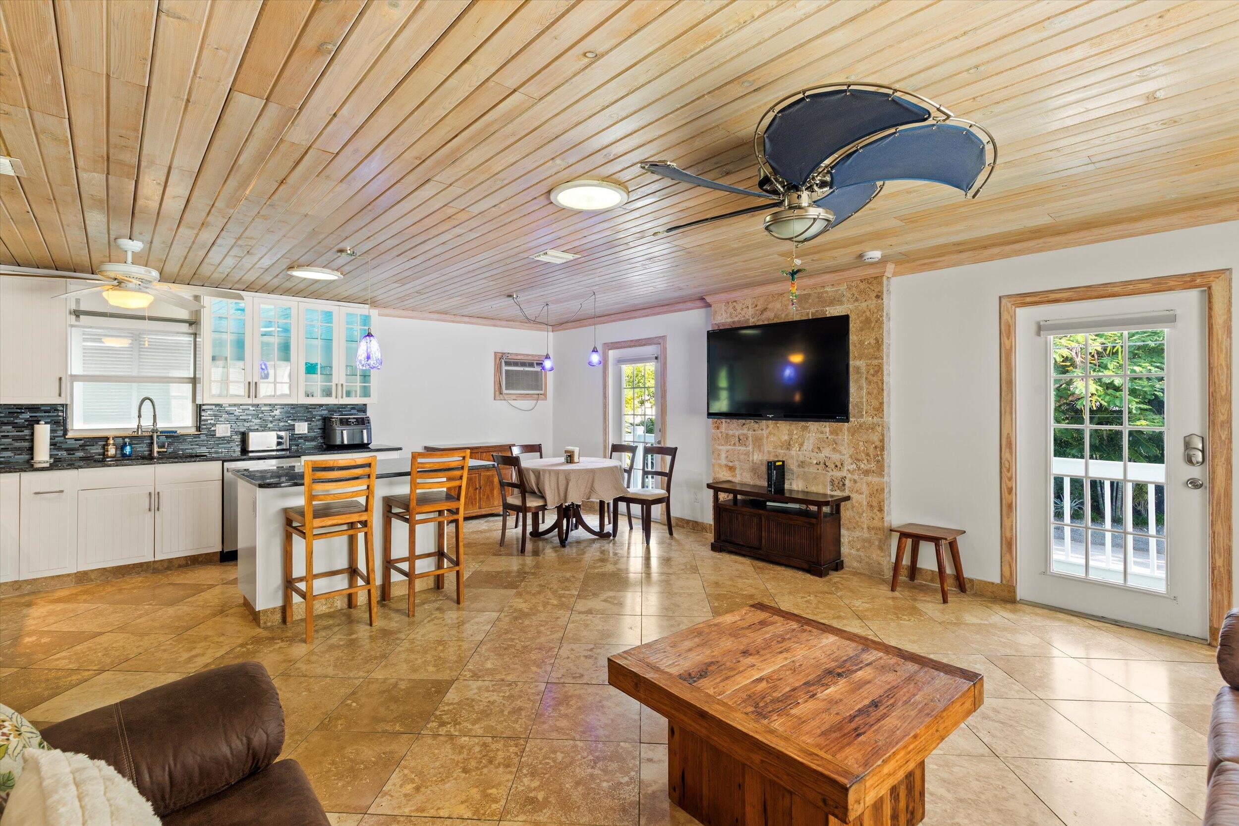 1719 Washington Street Key West, FL 33040 - Photo 13 of 34 24-025