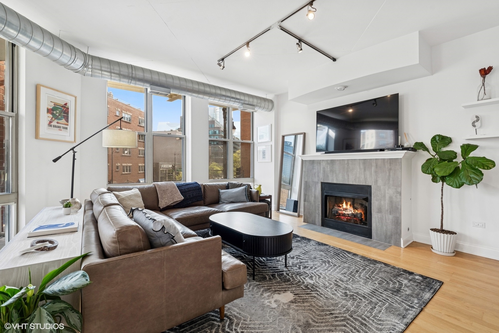 1001 West Madison Street, Unit 211 Chicago, IL 60607 - Photo 2 of 23