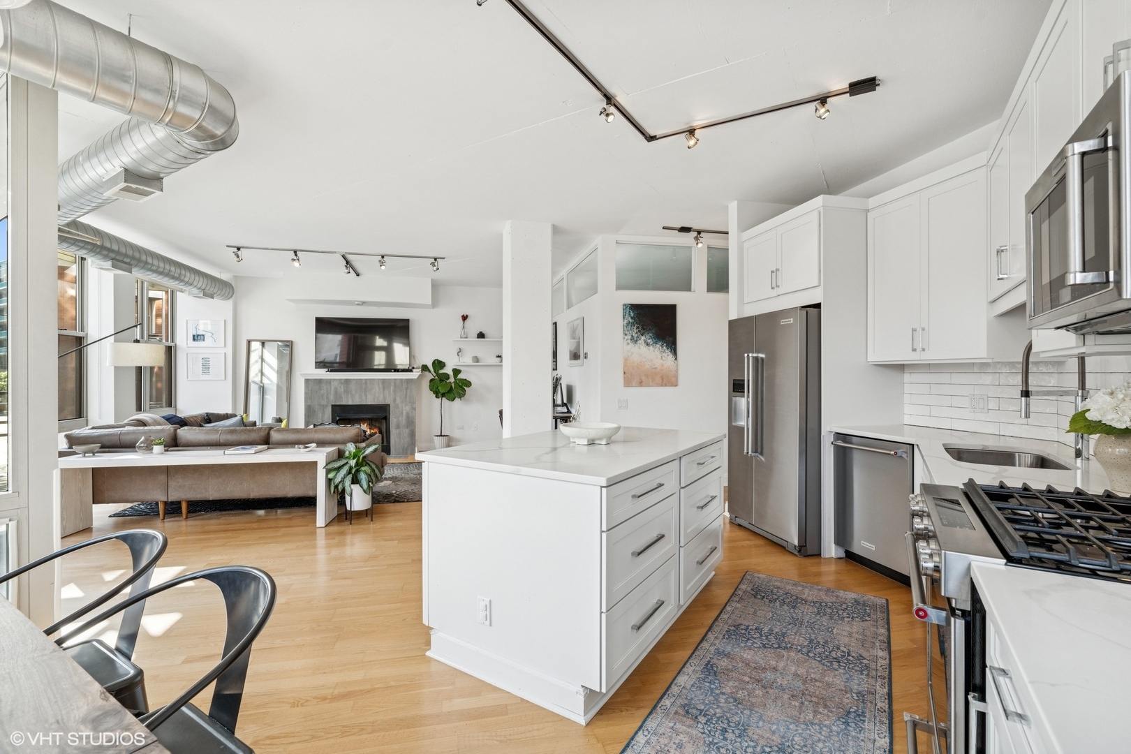 1001 West Madison Street, Unit 211 Chicago, IL 60607 - Photo 7 of 23