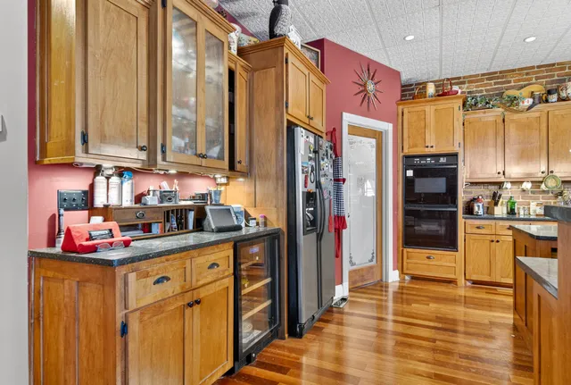 $1,200,000 | 109 East 7th Avenue, Springfield, TN 37172