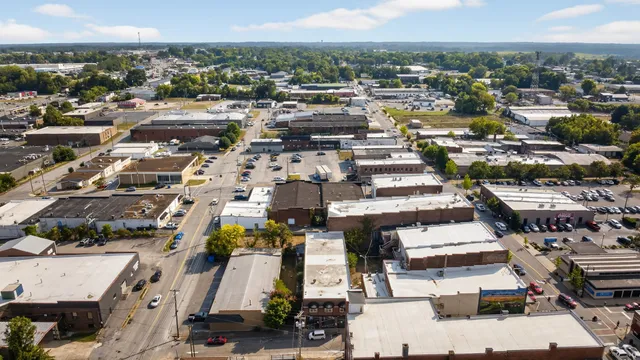 $1,200,000 | 109 East 7th Avenue, Springfield, TN 37172