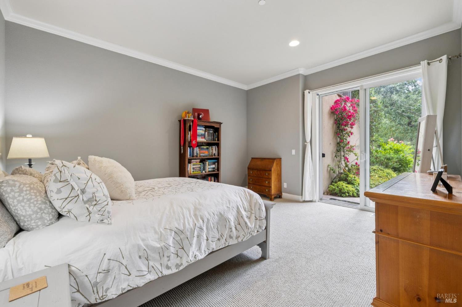 2588 Vineyard Road Novato, CA 94947 - Photo 50 of 69 Gallery Image 50