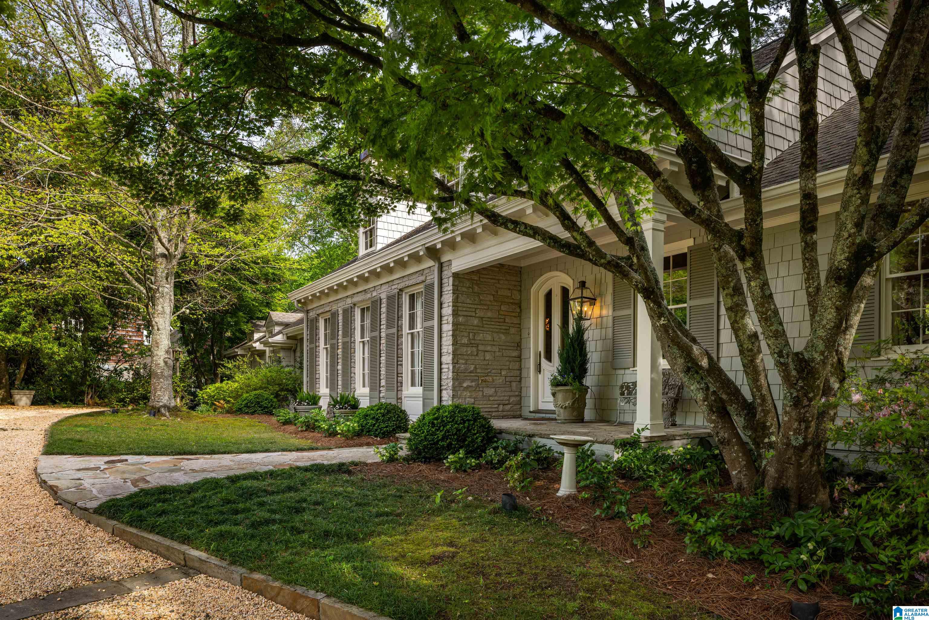 29 Woodhill Road Birmingham, AL 35213 - Photo 8 of 95