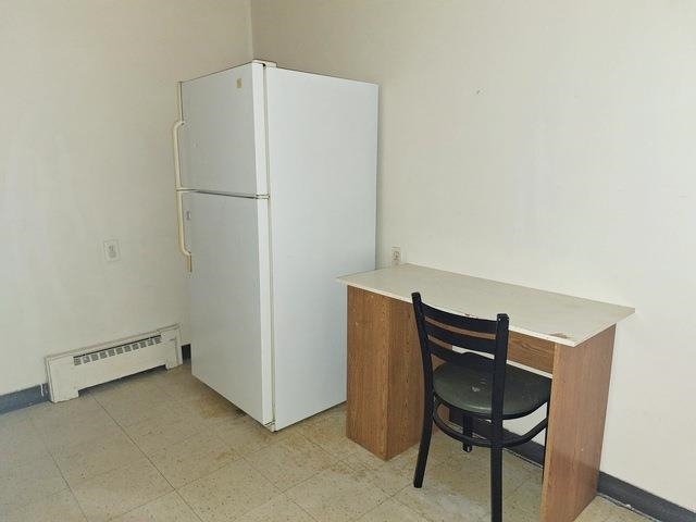 506 Main Street Marseilles, IL 61341 - Photo 4 of 10 a view of an empty room