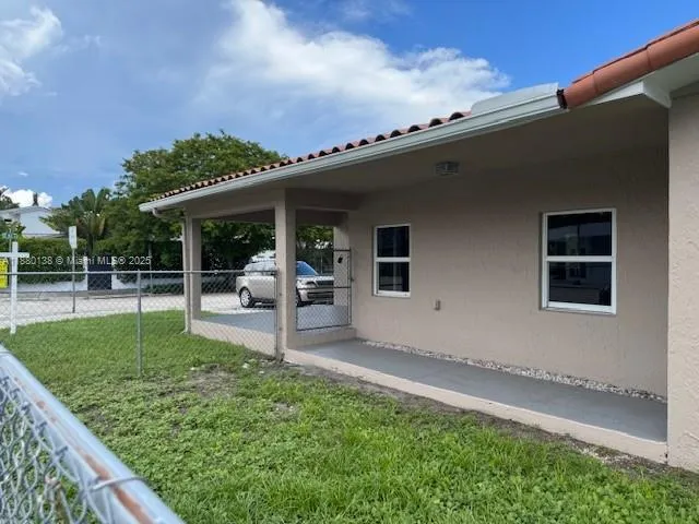 $8,000 | 200 Northeast 44th Street, Miami, FL 33137