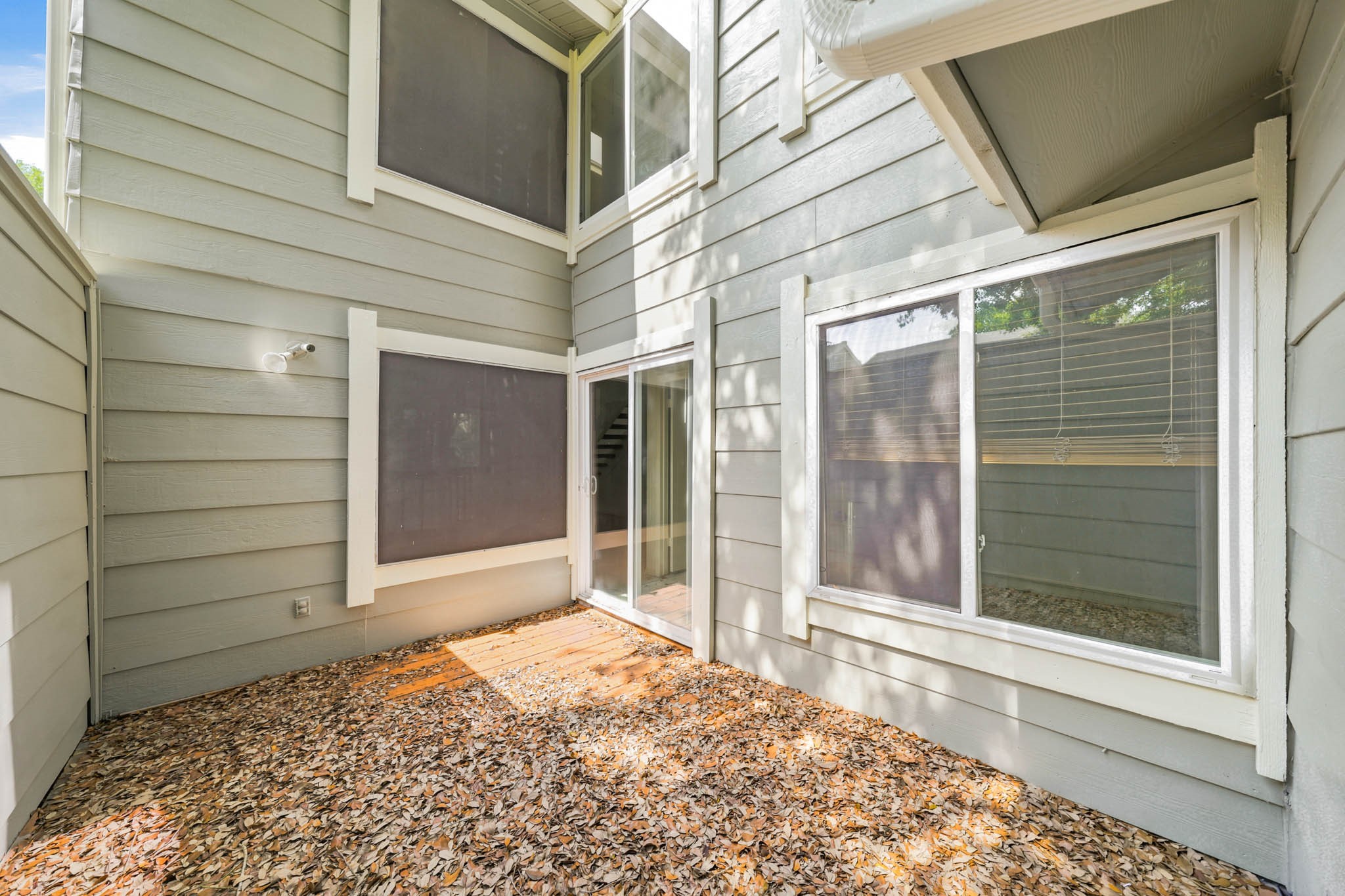 12918 Wirevine Lane Houston, TX 77072 - Photo 9 of 10 private patio!