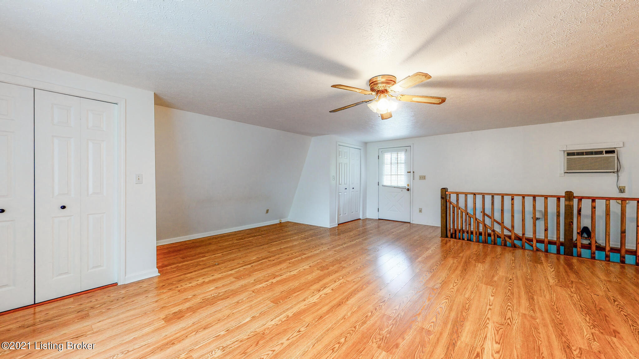 3850 Highgrove Road Coxs Creek, KY 40013 - Photo 17 of 32 This space could be configured into 2 nice size bedrooms instead of 1.