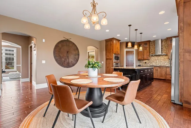 $860,000 | 1336 South Sedona Circle, Oneida, WI 54155