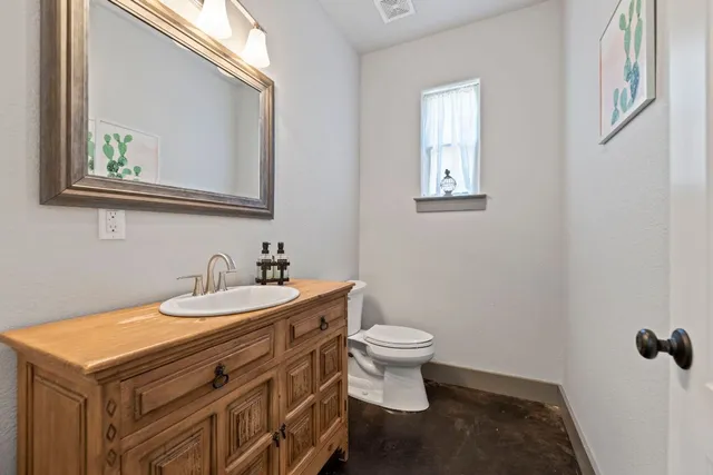 $699,990 | 116 Kipahulu, Bastrop, TX 78602