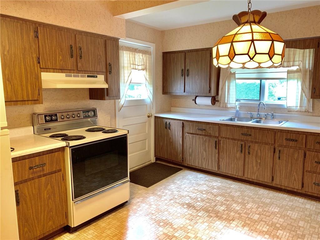 611 Freeport Road Creighton, PA 15030 - Photo 9 of 25