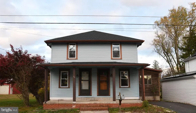 $1,600 | 14 Delaware Avenue, Salem, NJ 08079