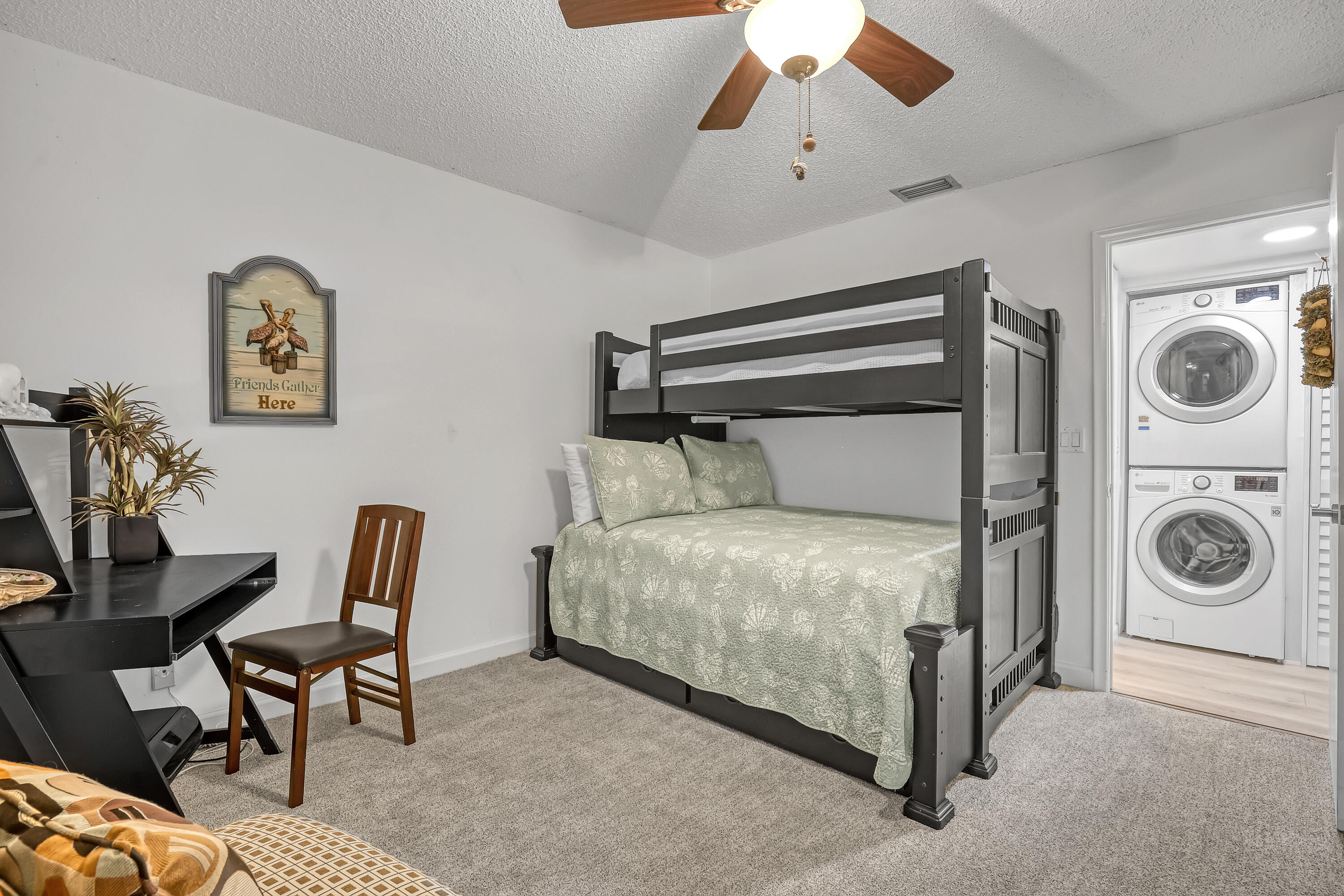 1100 Surf Road, Unit 215 Singer Island, FL 33404 - Photo 13 of 30 Guest Room