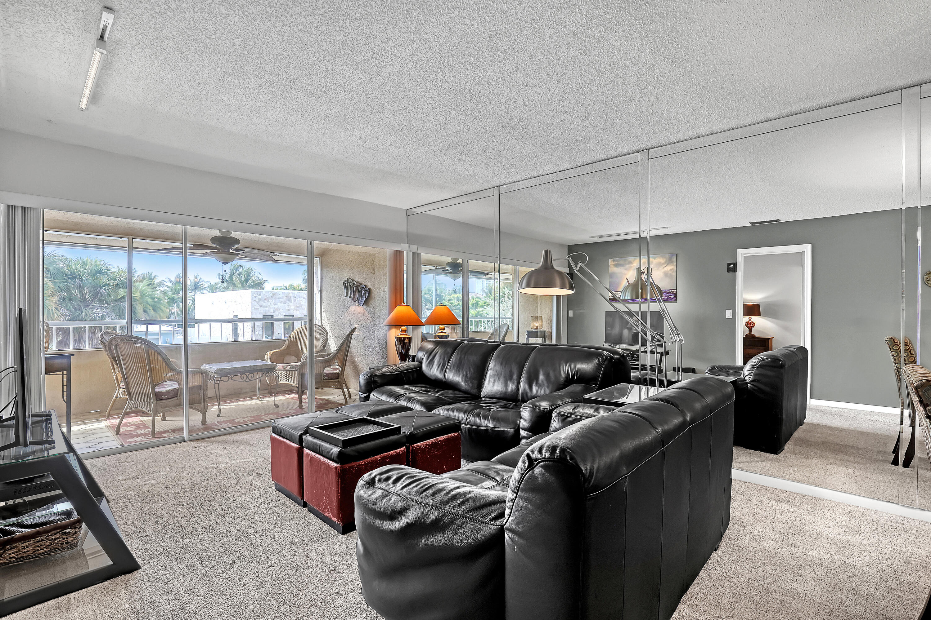 1100 Surf Road, Unit 215 Singer Island, FL 33404 - Photo 3 of 30 living area