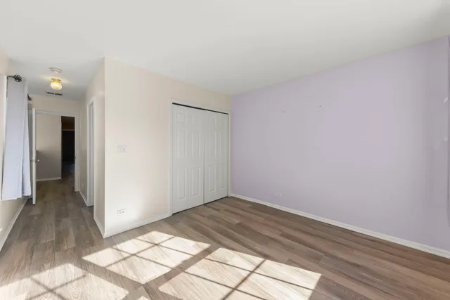 $319,000 | 2911 Dearborn Court, Naperville, IL 60563