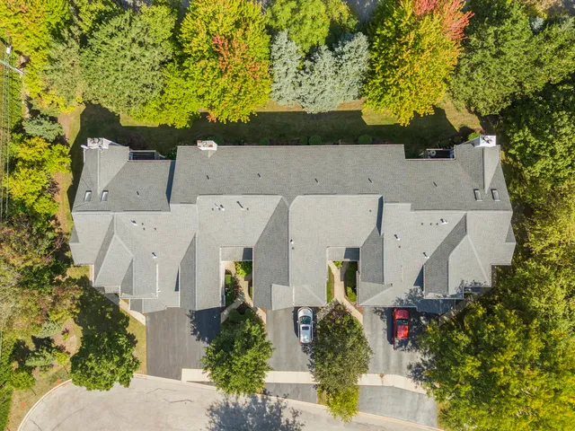 $319,000 | 2911 Dearborn Court, Naperville, IL 60563