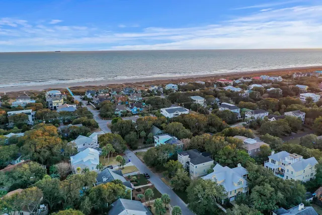 $3,295,000 | 15 42nd Avenue, Isle of Palms, SC 29451
