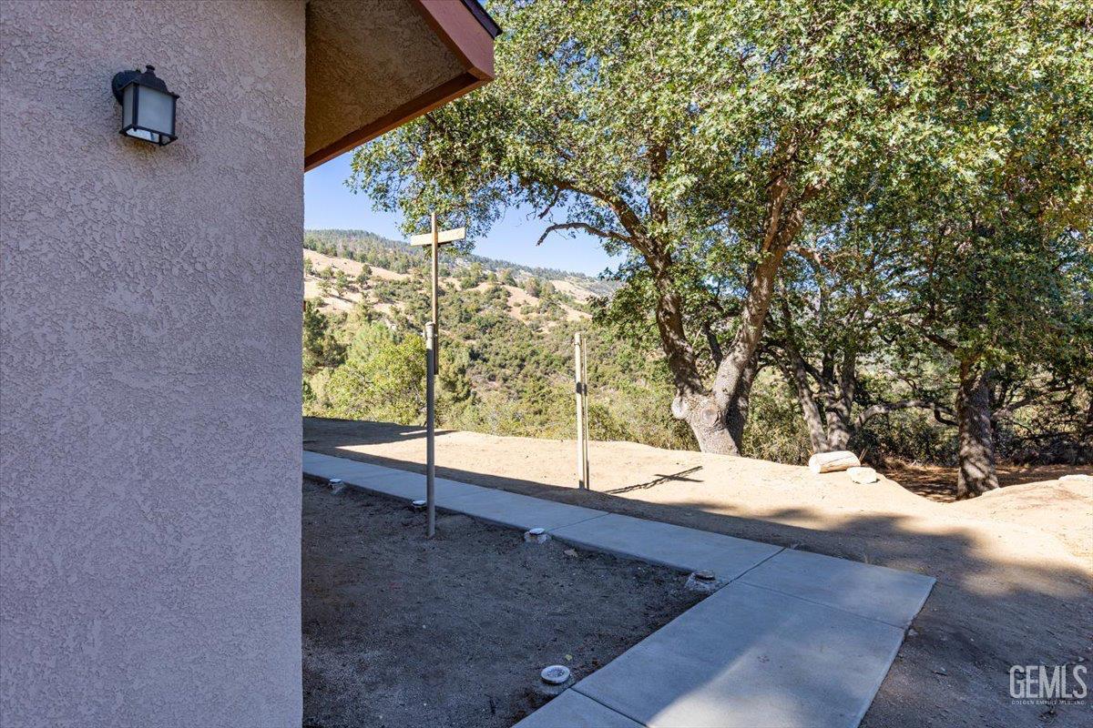 Undisclosed Address Tehachapi, CA 93561 - Photo 28 of 40
