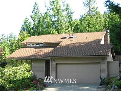 1025 Ridgewood Circle Southwest Issaquah, WA 98027 - Photo 1 of 1