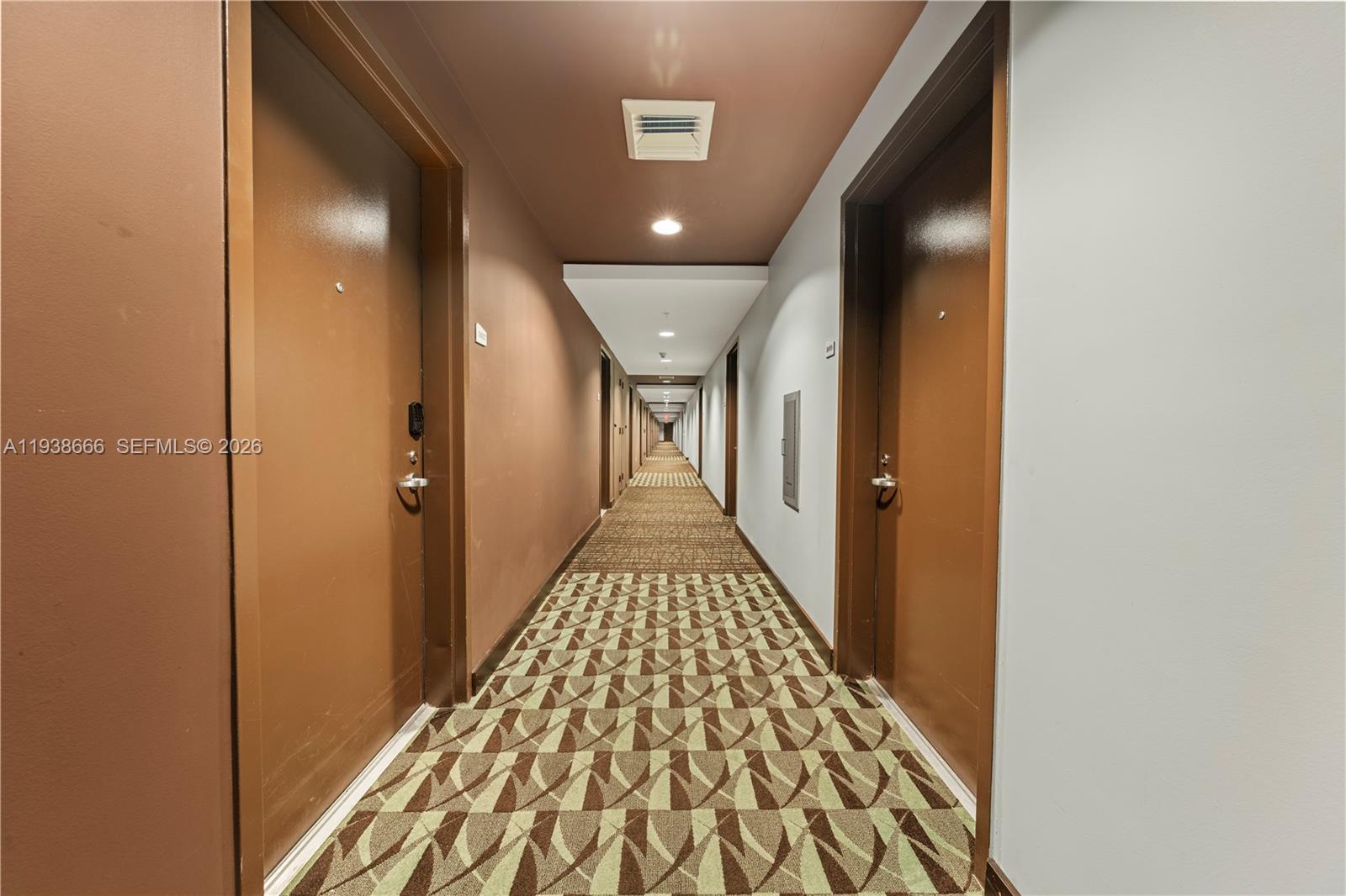 60 Southwest 13th Street, Unit 2422 Miami, FL 33130 - Photo 21 of 35