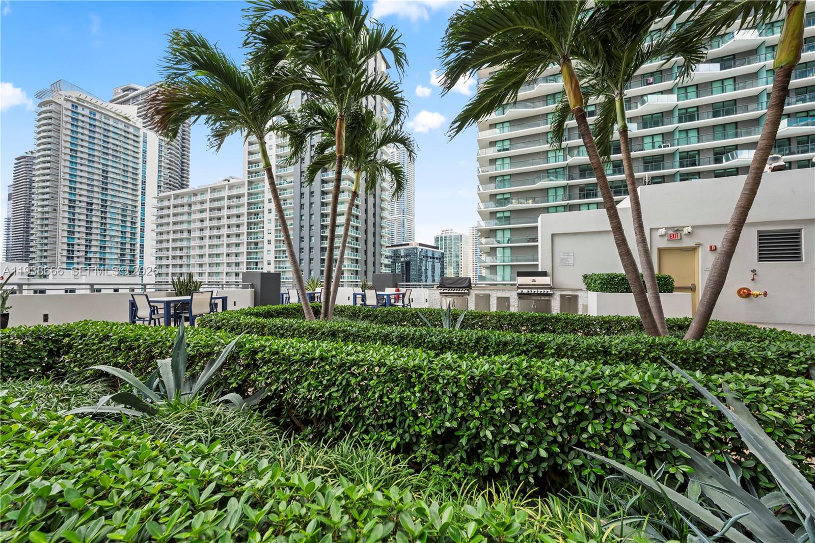 60 Southwest 13th Street, Unit 2422 Miami, FL 33130 - Photo 23 of 35