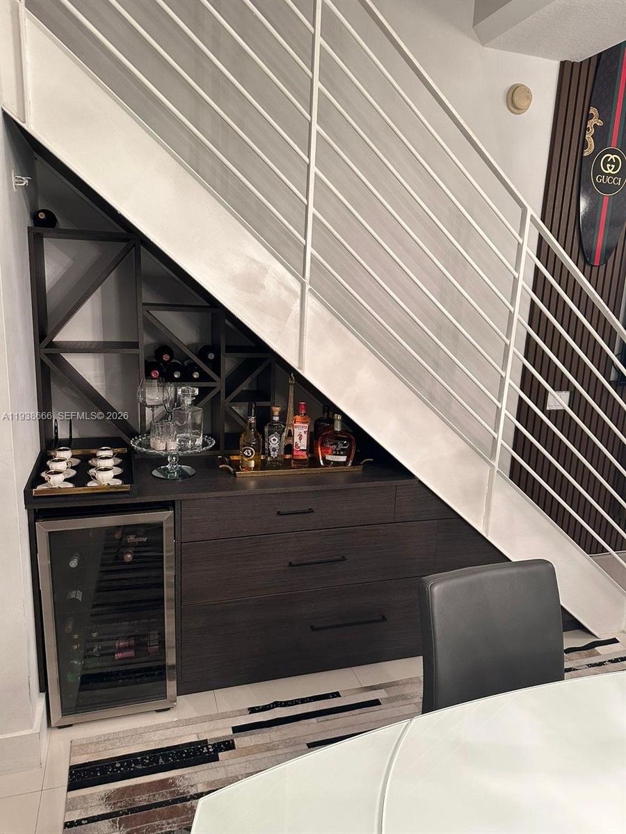 60 Southwest 13th Street, Unit 2422 Miami, FL 33130 - Photo 28 of 33 a view of washer and dryer