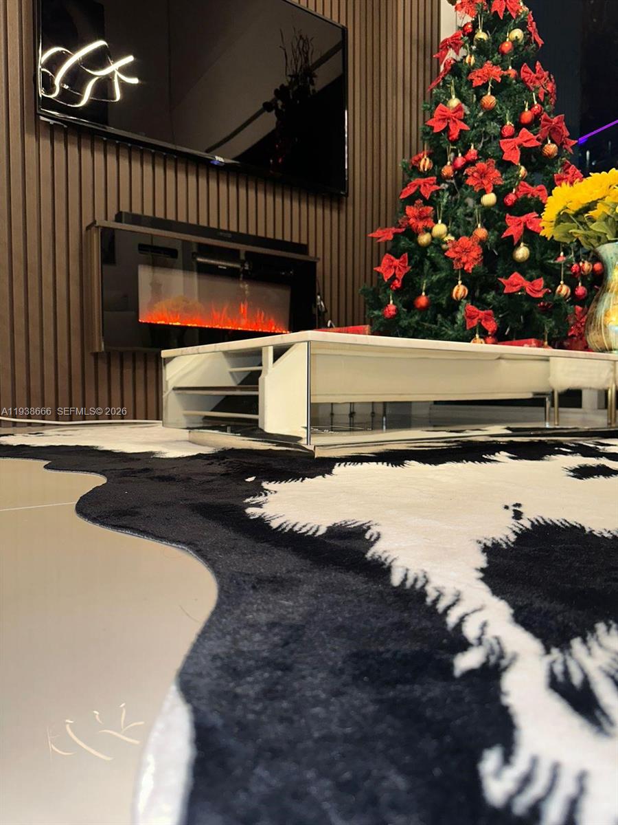 60 Southwest 13th Street, Unit 2422 Miami, FL 33130 - Photo 32 of 33 a view of entryway with wooden floor