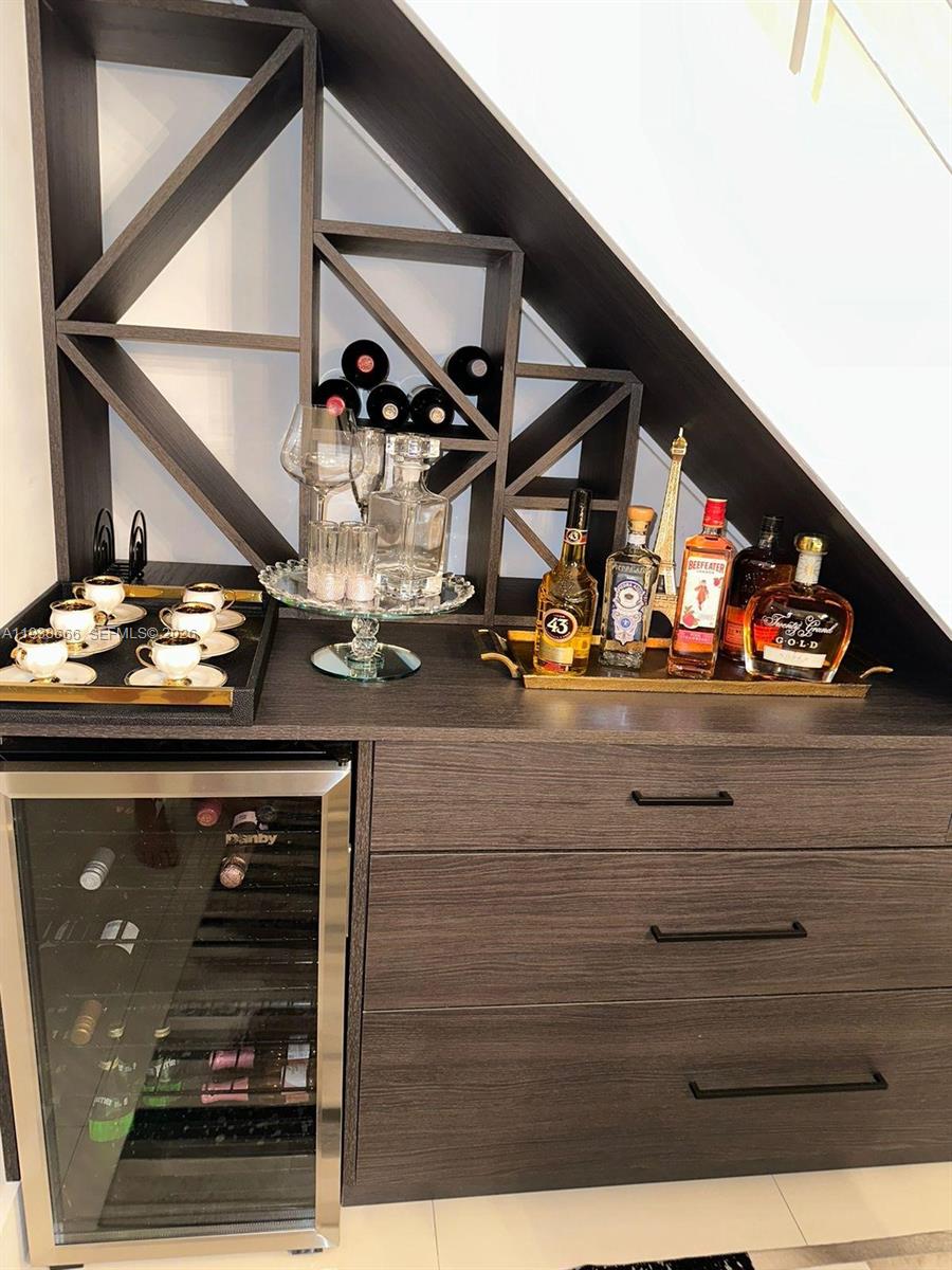 60 Southwest 13th Street, Unit 2422 Miami, FL 33130 - Photo 5 of 33