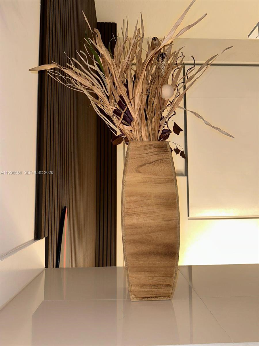 60 Southwest 13th Street, Unit 2422 Miami, FL 33130 - Photo 7 of 33 a view of walk in closet