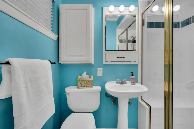 $332,000 | 1008 Louise Street, Irving, TX 75060