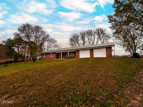 $899,000 | 2151 Horton Ford Road, Eidson, TN 37731