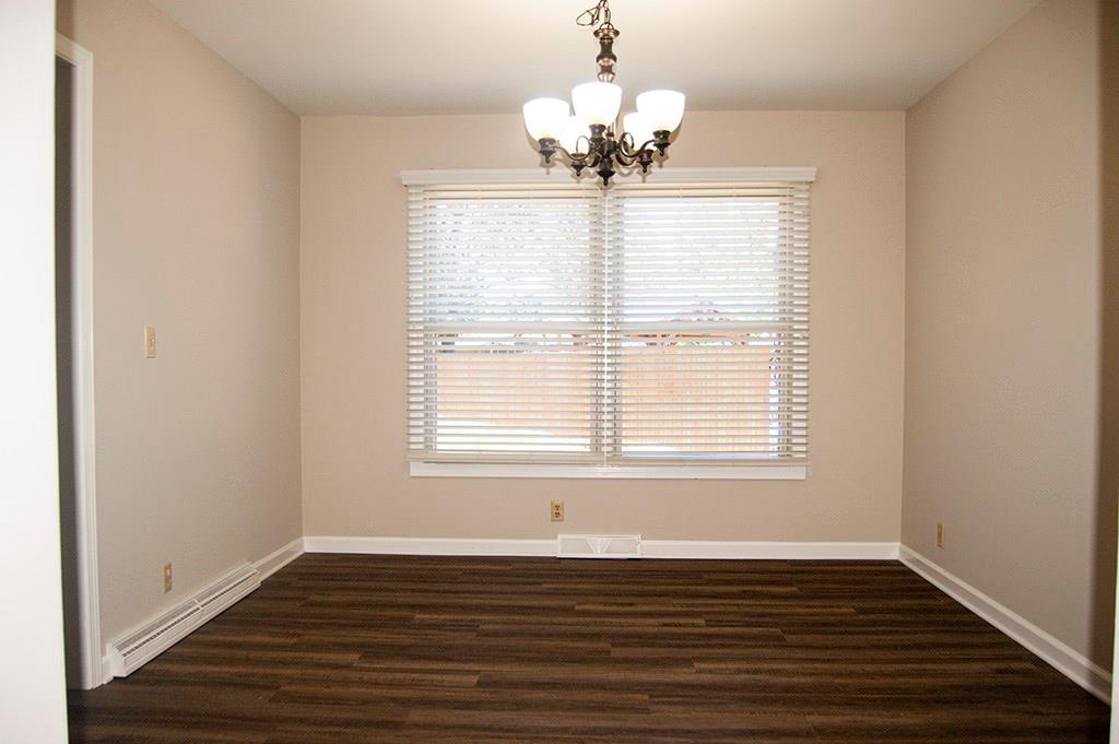 4012 Ridgeway Avenue Columbus, IN 47203 - Photo 5 of 28