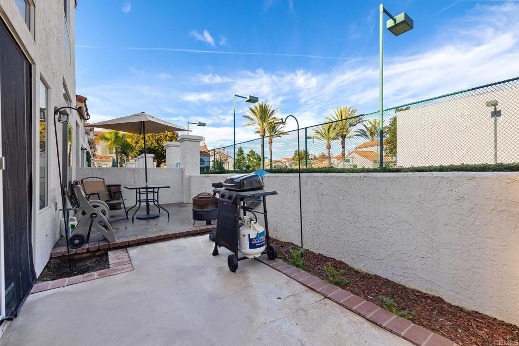 29495 Cara Way Temecula, CA 92591 - Photo 16 of 40 a view of a room with gym equipment