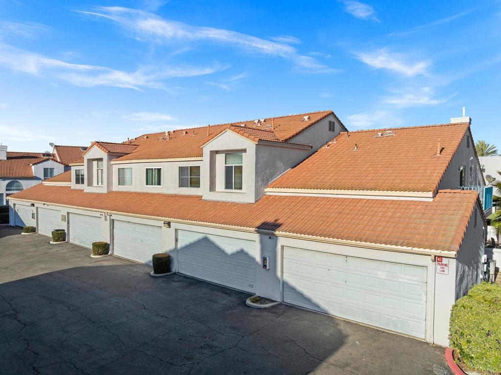 29495 Cara Way Temecula, CA 92591 - Photo 35 of 40 a view of a house with a street