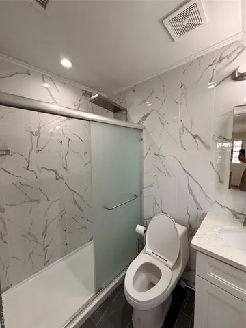 $3,600 | 239-38 148th Road | Rosedale