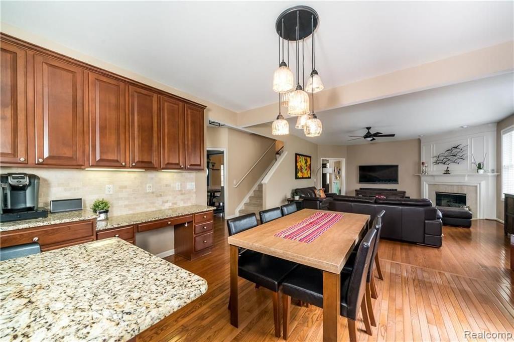 676 Windsong Drive Rochester Hills, MI 48307 - Photo 13 of 38