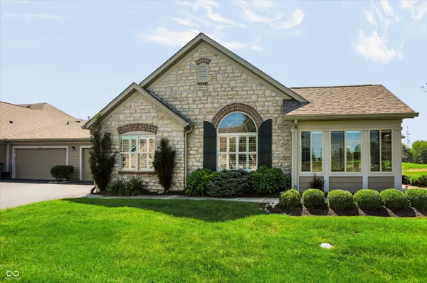 $400,000 | 2104 Heather Glen Way, Franklin, IN 46131