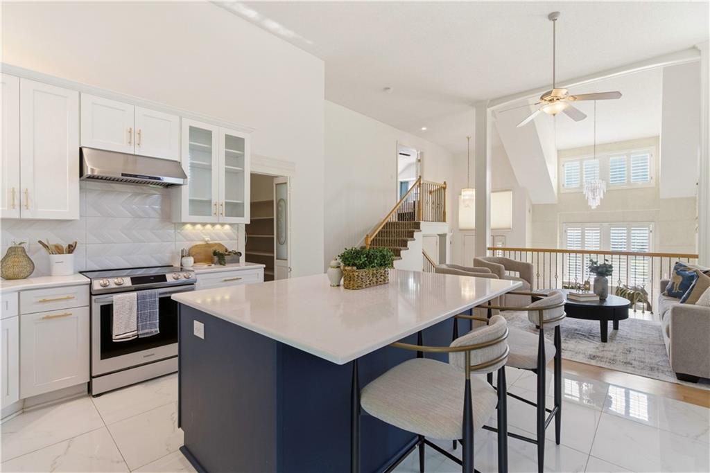 14322 Reeder Street Overland Park, KS 66221 - Photo 12 of 47