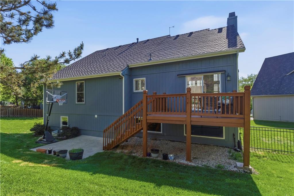 14322 Reeder Street Overland Park, KS 66221 - Photo 45 of 47