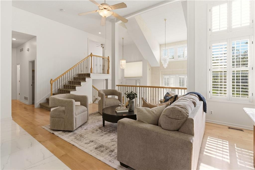 14322 Reeder Street Overland Park, KS 66221 - Photo 9 of 47