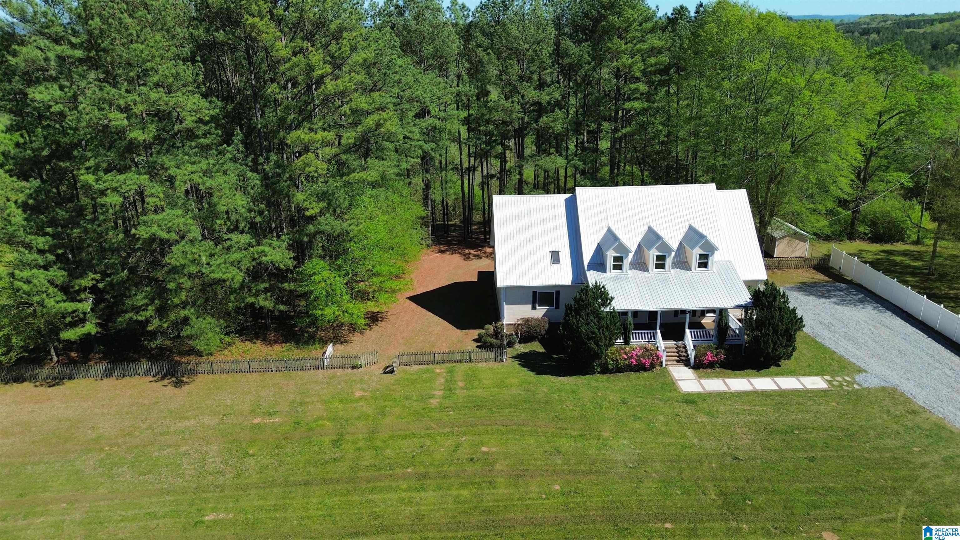 179 Elbert Gallimore Road Hayden, AL 35079 - Photo 4 of 93