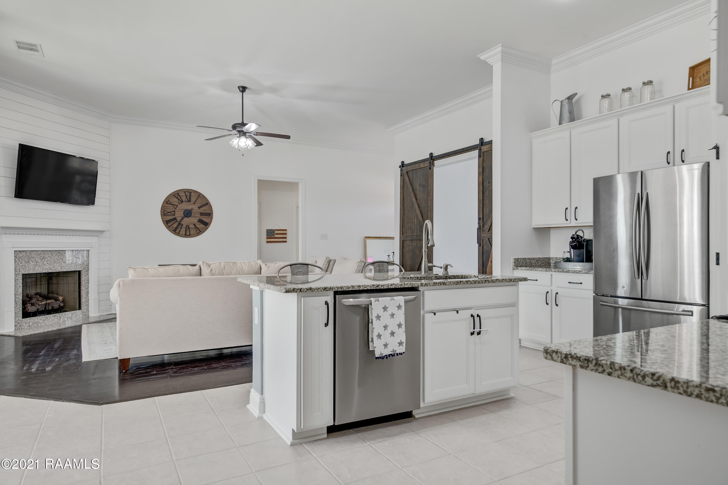 203 Caillou Grove Road Youngsville, LA 70592 - Photo 11 of 25 Gallery Image 11