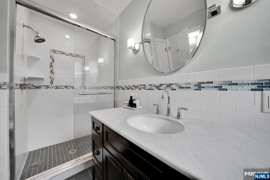 10 Carolina Place Ridgewood, NJ 07450 - Photo 27 of 38