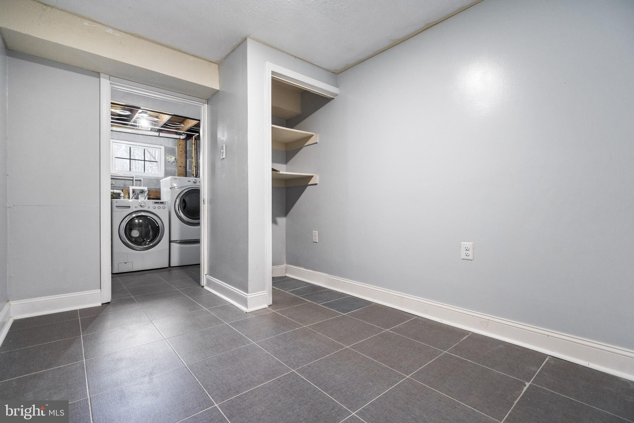 5486 Rector Drive Woodbridge, VA 22193 - Photo 26 of 37 Washer and Dryer