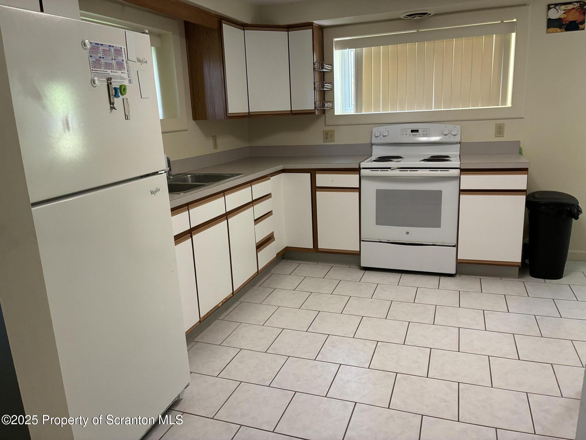 745 Newton Road Scranton, PA 18504 - Photo 6 of 17 IMG_7239