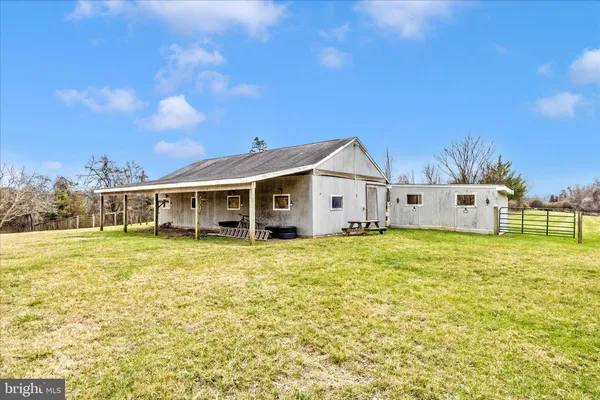 $950,000 | 8708 Reichs Ford Road, Frederick, MD 21704